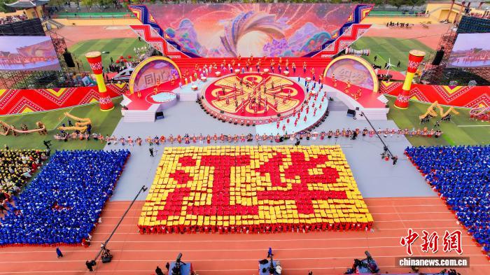 从深度贫困到全面小康 湖南江华瑶族自治县70载焕新容颜